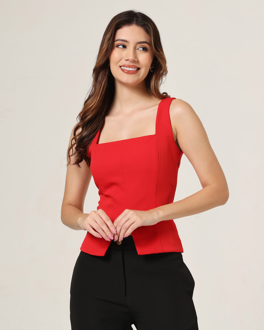 [Red] Mira Top Model front side with smile